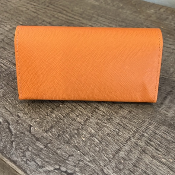 Tory Burch sunglasses - Picture 8 of 8